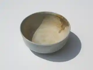 Natural ash graze dish